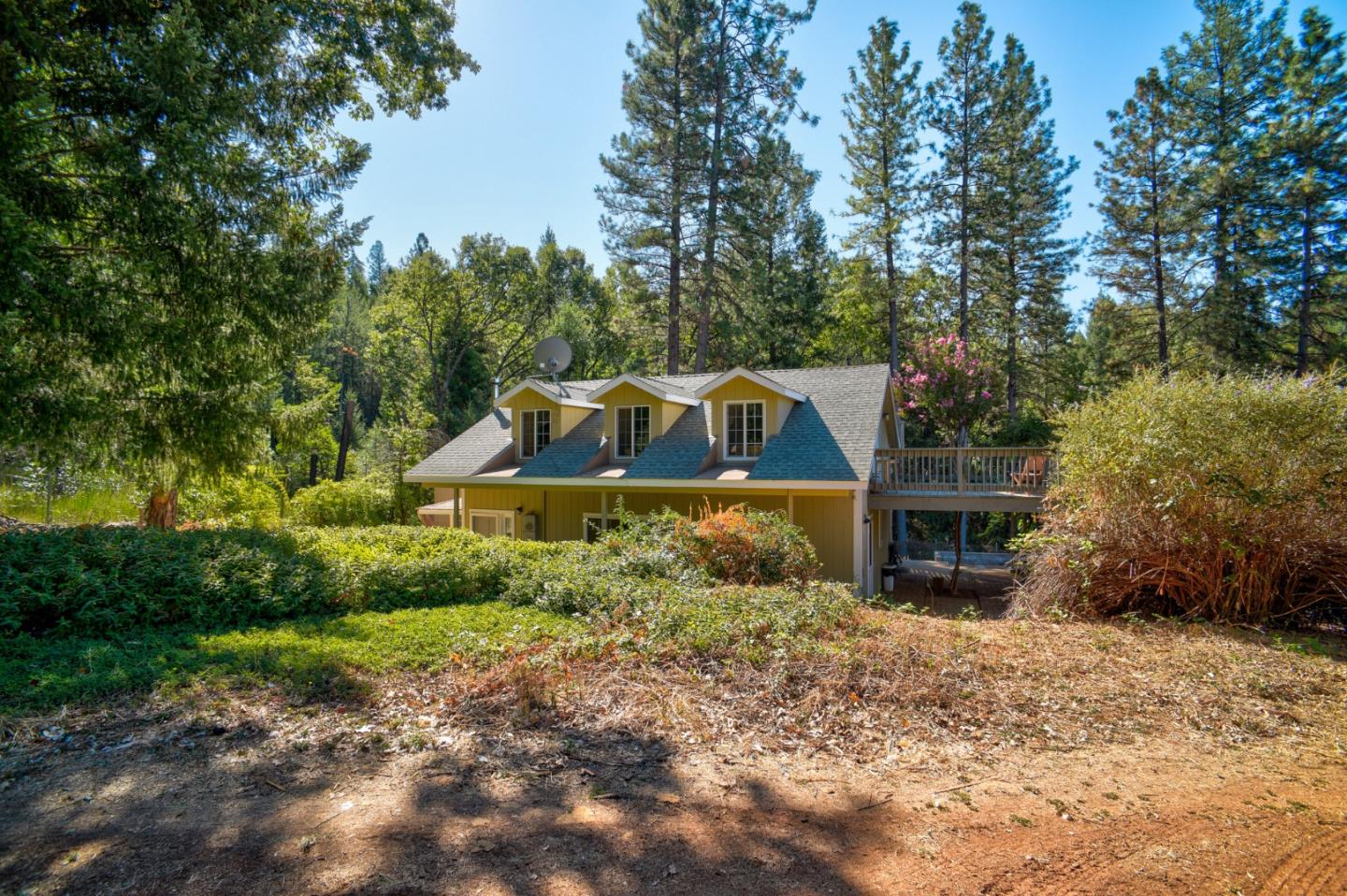 Detail Gallery Image 27 of 60 For 2800 Poppytree Ln, Georgetown,  CA 95634 - 3 Beds | 4 Baths