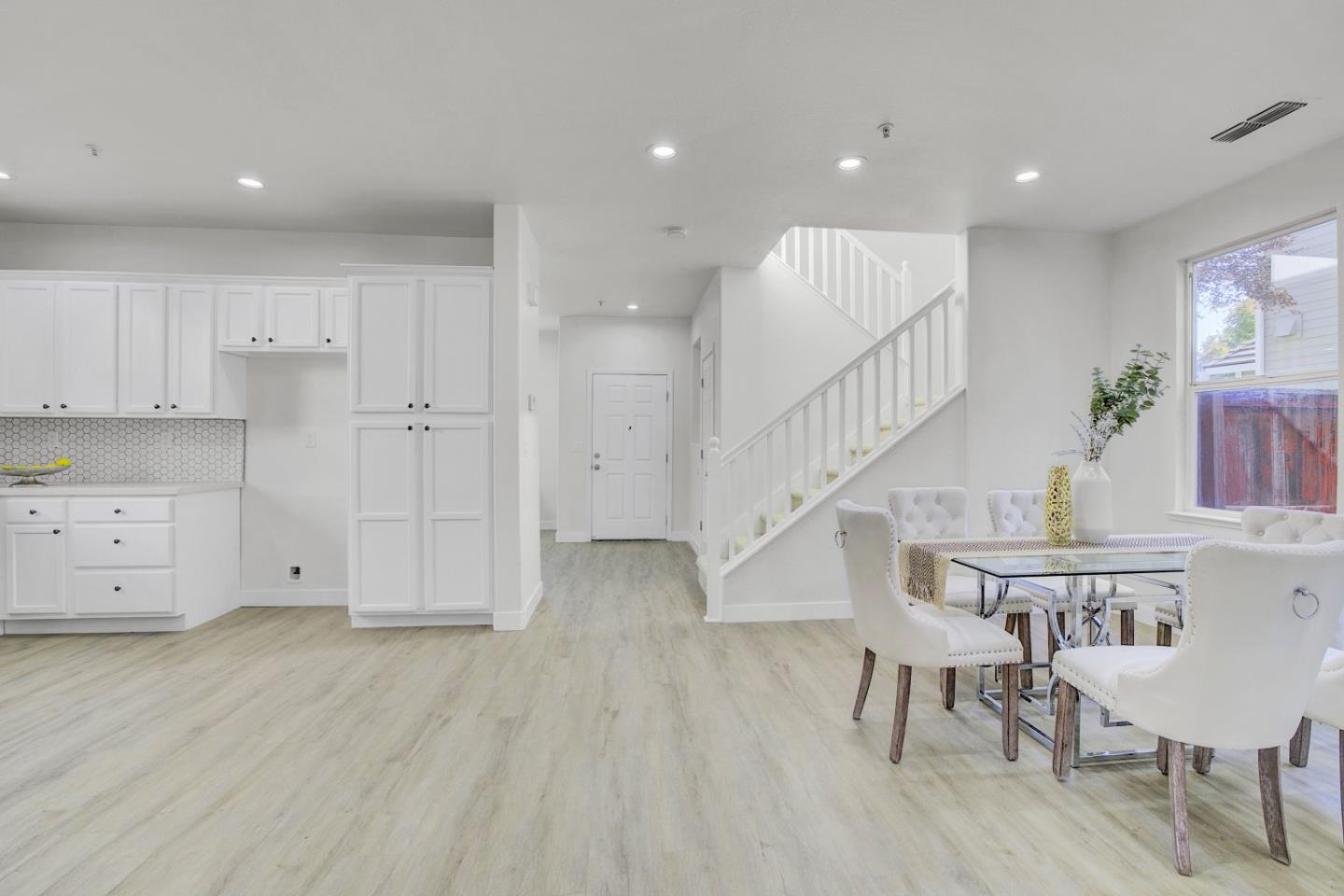 Detail Gallery Image 15 of 39 For 147 Wexford St, Brentwood,  CA 94513 - 5 Beds | 3 Baths