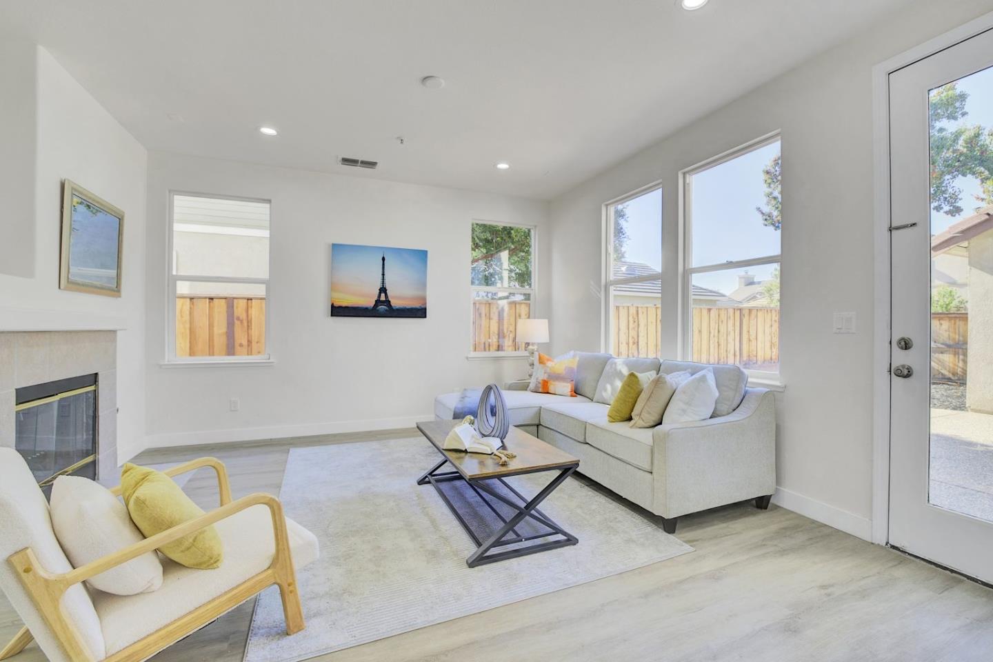 Detail Gallery Image 16 of 39 For 147 Wexford St, Brentwood,  CA 94513 - 5 Beds | 3 Baths