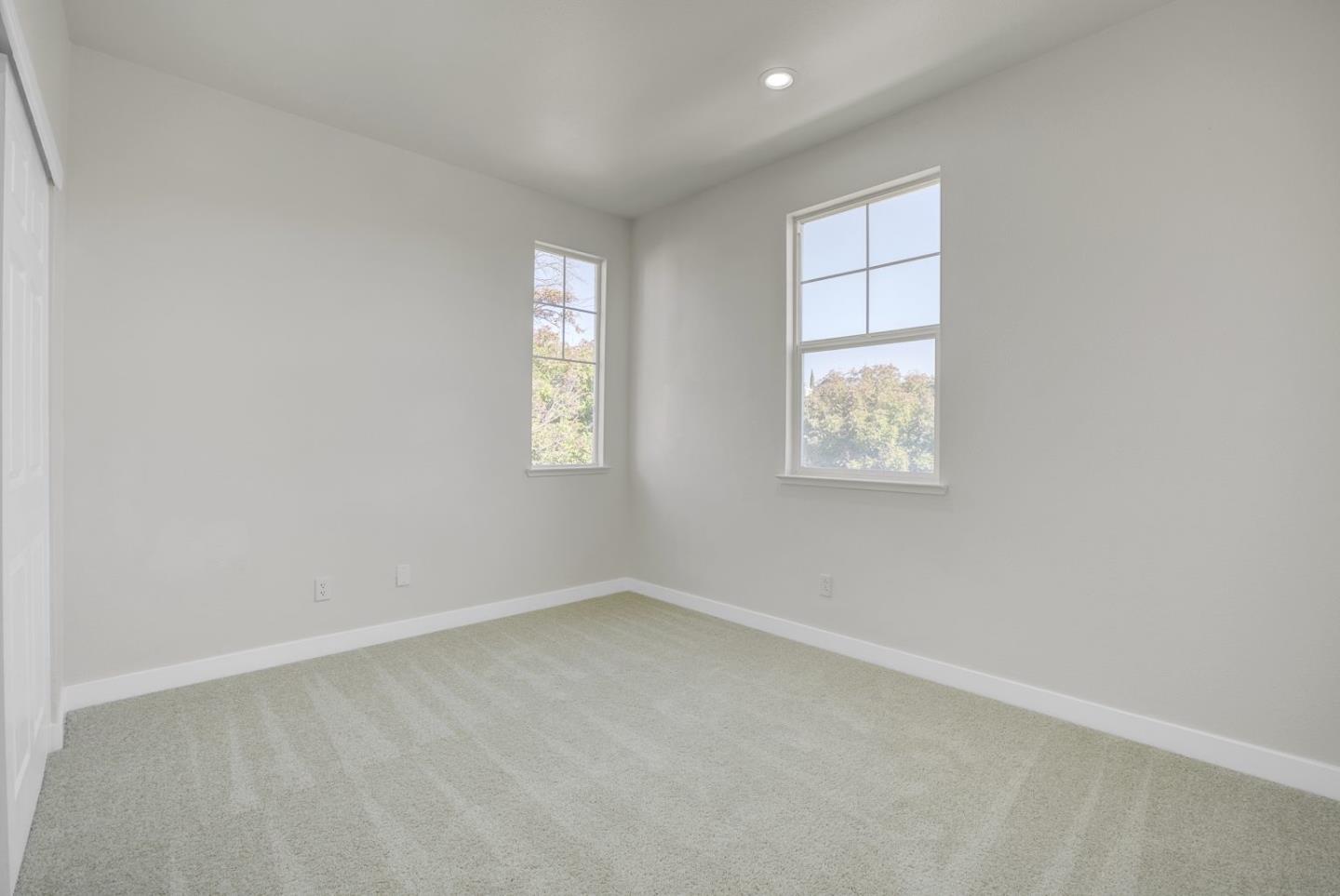 Detail Gallery Image 24 of 39 For 147 Wexford St, Brentwood,  CA 94513 - 5 Beds | 3 Baths