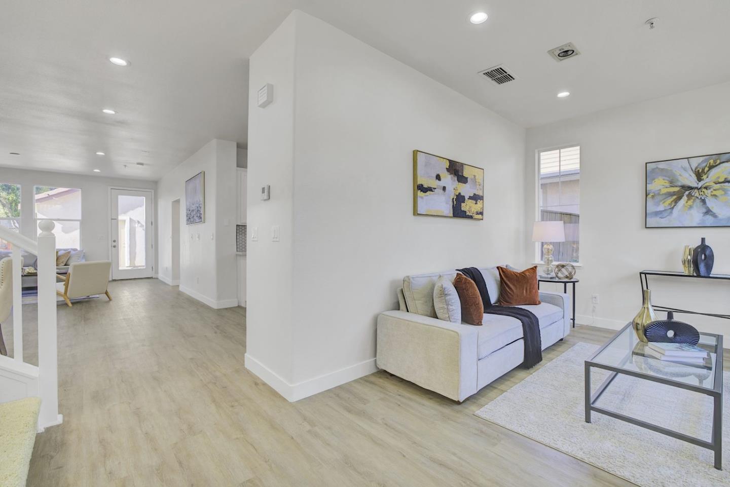 Detail Gallery Image 5 of 39 For 147 Wexford St, Brentwood,  CA 94513 - 5 Beds | 3 Baths