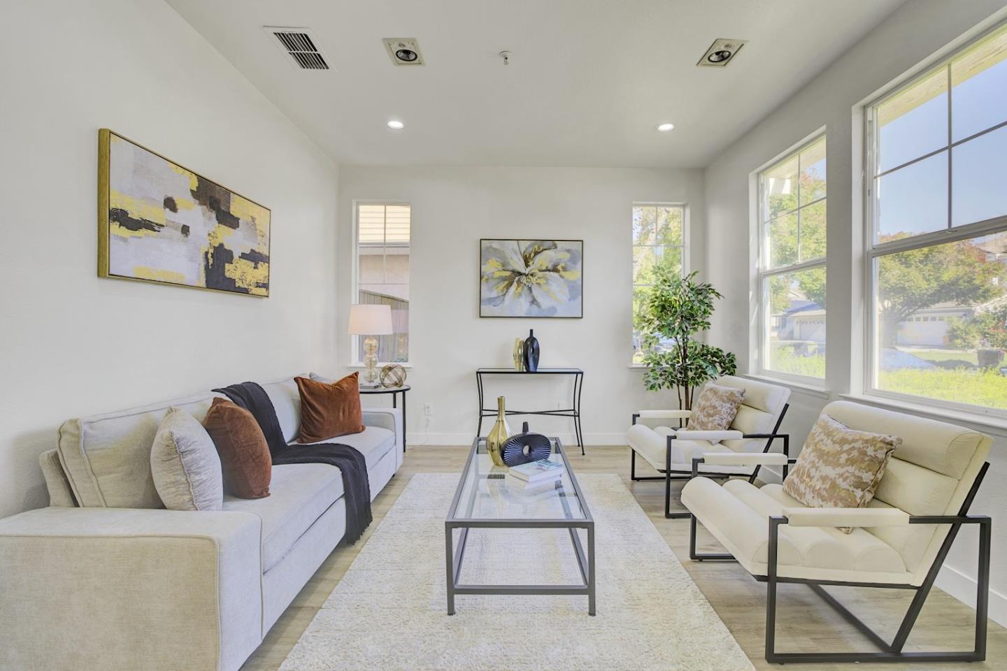 Detail Gallery Image 6 of 39 For 147 Wexford St, Brentwood,  CA 94513 - 5 Beds | 3 Baths