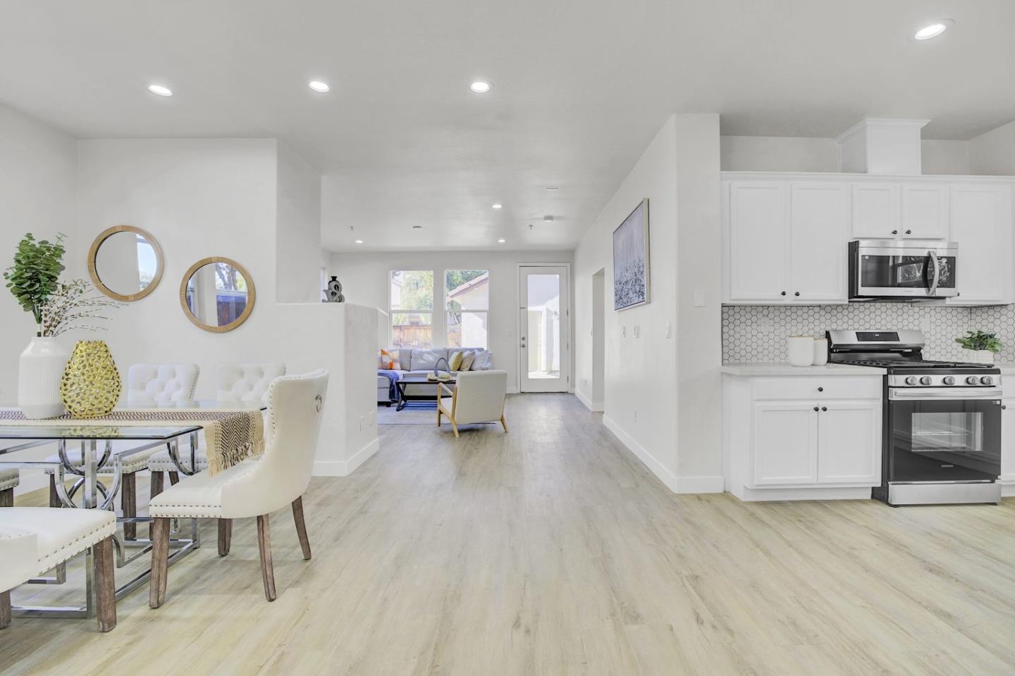 Detail Gallery Image 9 of 39 For 147 Wexford St, Brentwood,  CA 94513 - 5 Beds | 3 Baths