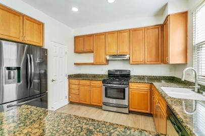 Detail Gallery Image 7 of 38 For 2743 Corde Terra Cir, San Jose,  CA 95111 - 3 Beds | 2/1 Baths