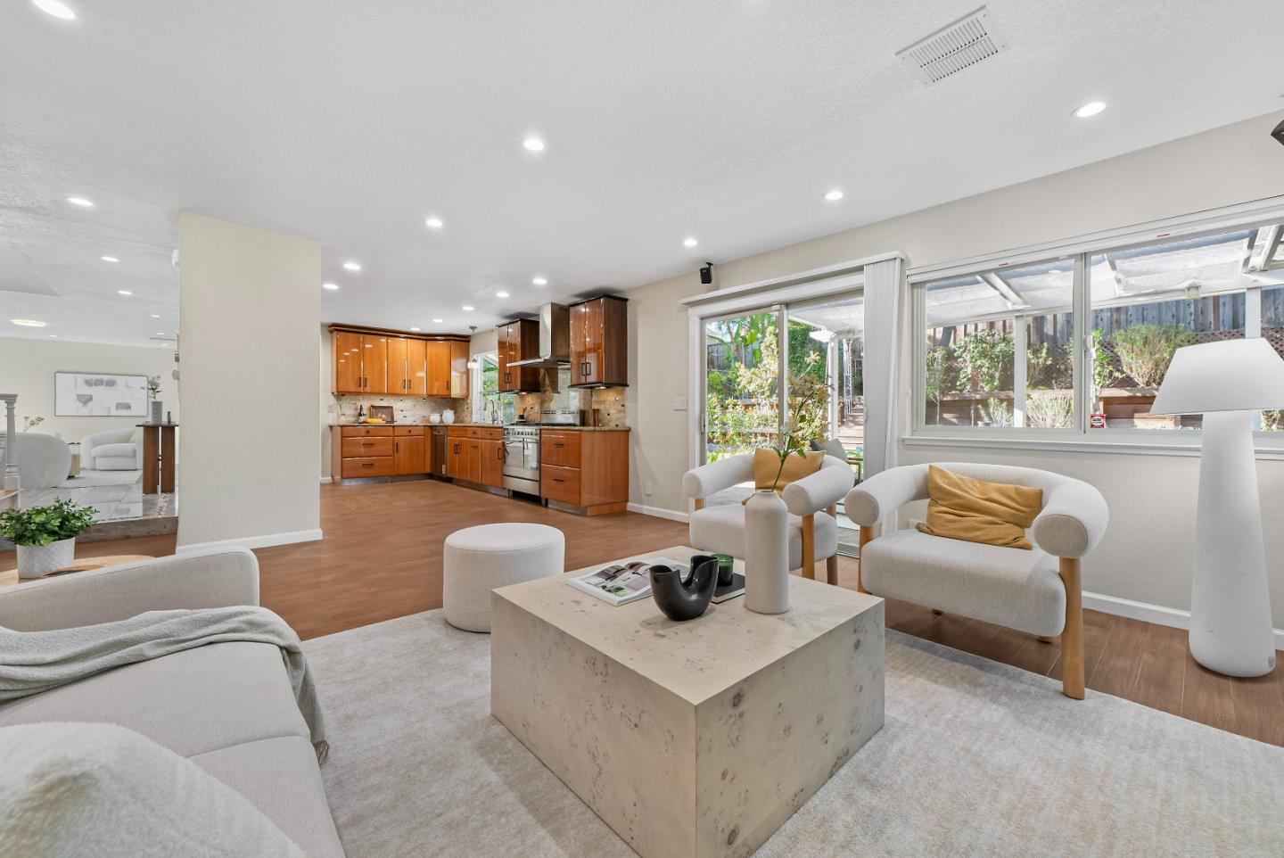 Detail Gallery Image 15 of 46 For 2837 Mantis Dr, San Jose,  CA 95148 - 4 Beds | 2/1 Baths