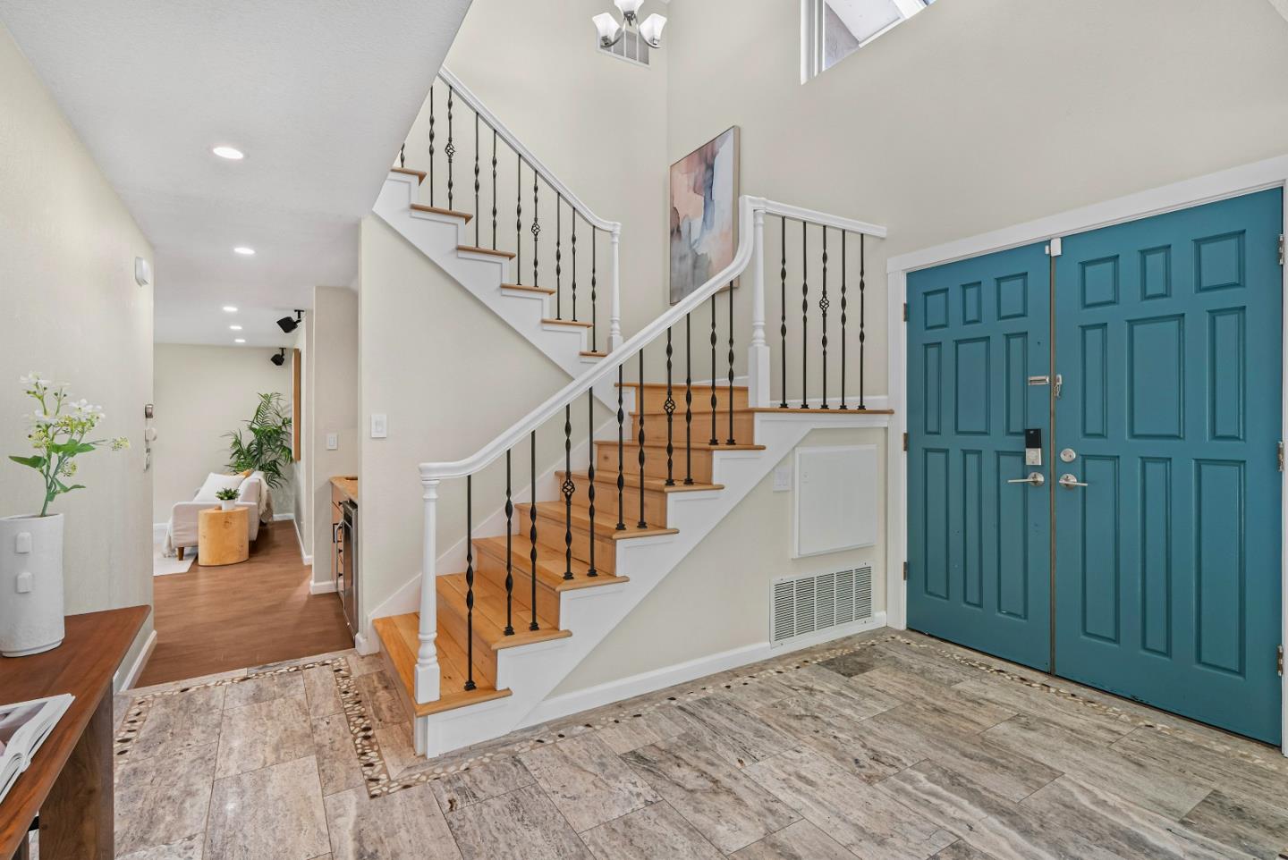 Detail Gallery Image 16 of 46 For 2837 Mantis Dr, San Jose,  CA 95148 - 4 Beds | 2/1 Baths