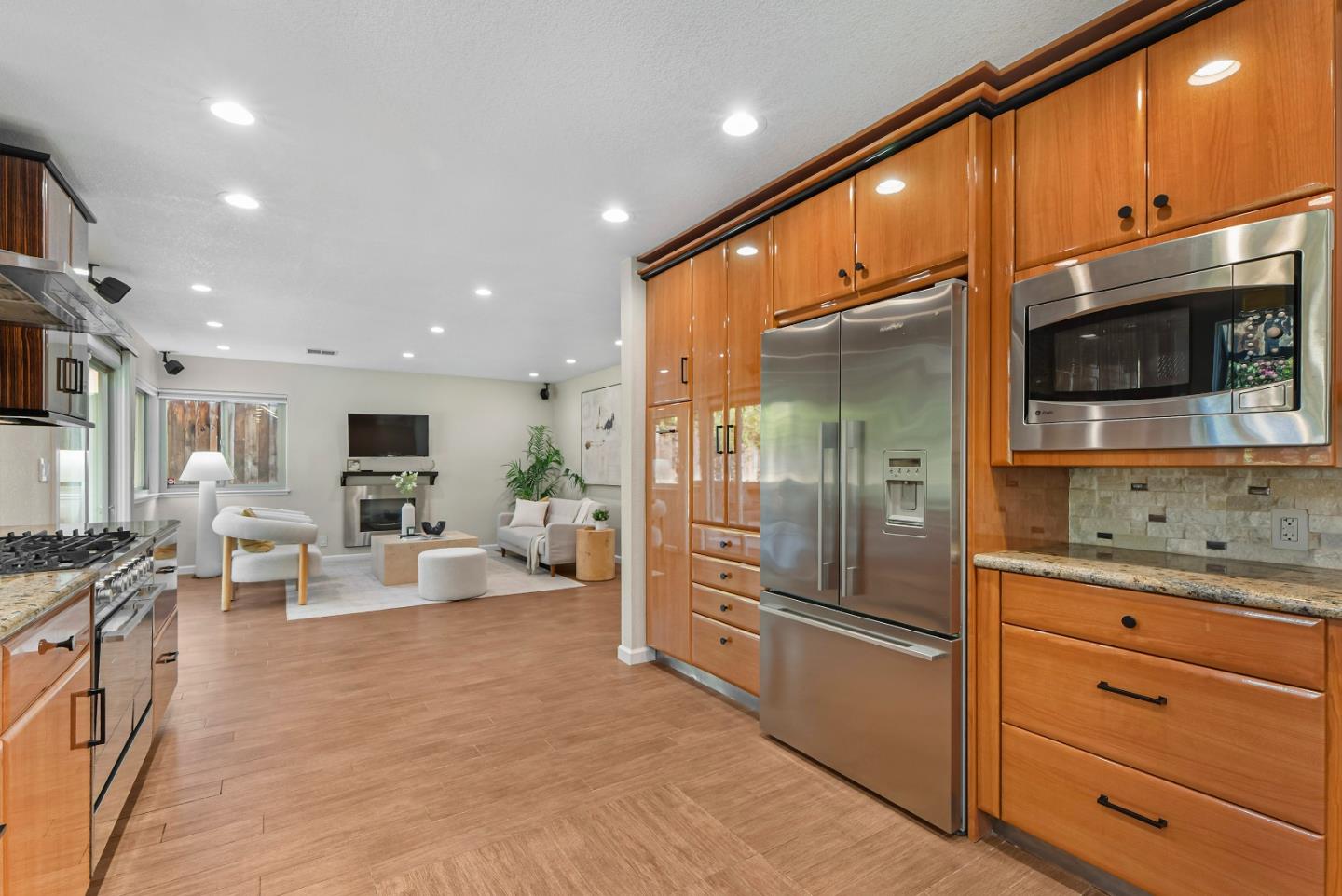 Detail Gallery Image 29 of 46 For 2837 Mantis Dr, San Jose,  CA 95148 - 4 Beds | 2/1 Baths