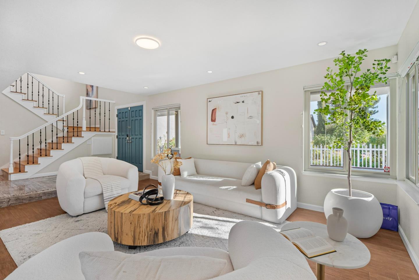 Detail Gallery Image 6 of 46 For 2837 Mantis Dr, San Jose,  CA 95148 - 4 Beds | 2/1 Baths