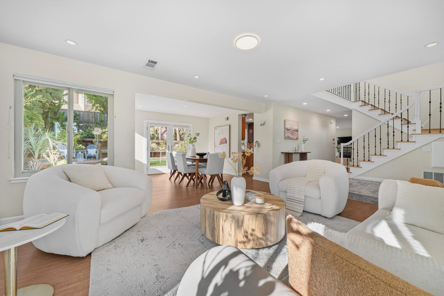 Detail Gallery Image 7 of 46 For 2837 Mantis Dr, San Jose,  CA 95148 - 4 Beds | 2/1 Baths