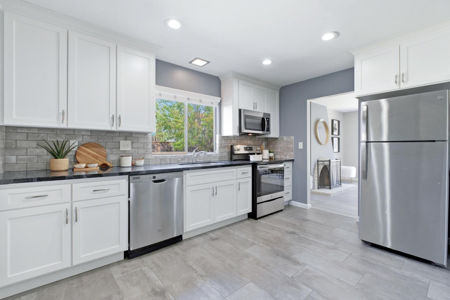 Detail Gallery Image 13 of 52 For 1756 Valhalla Ct, San Jose,  CA 95132 - 3 Beds | 2 Baths