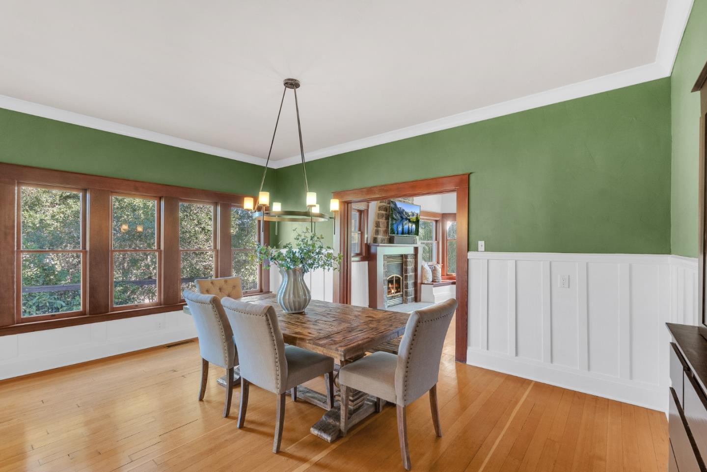 Detail Gallery Image 16 of 56 For 85 W 5th St, Morgan Hill,  CA 95037 - 4 Beds | 4 Baths