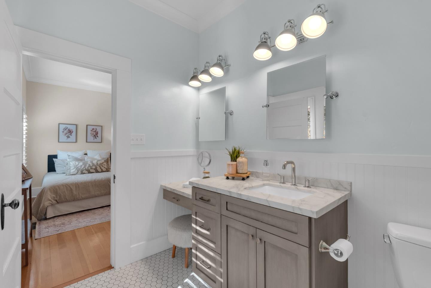 Detail Gallery Image 20 of 56 For 85 W 5th St, Morgan Hill,  CA 95037 - 4 Beds | 4 Baths