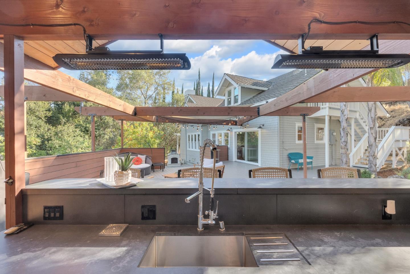 Detail Gallery Image 42 of 56 For 85 W 5th St, Morgan Hill,  CA 95037 - 4 Beds | 4 Baths