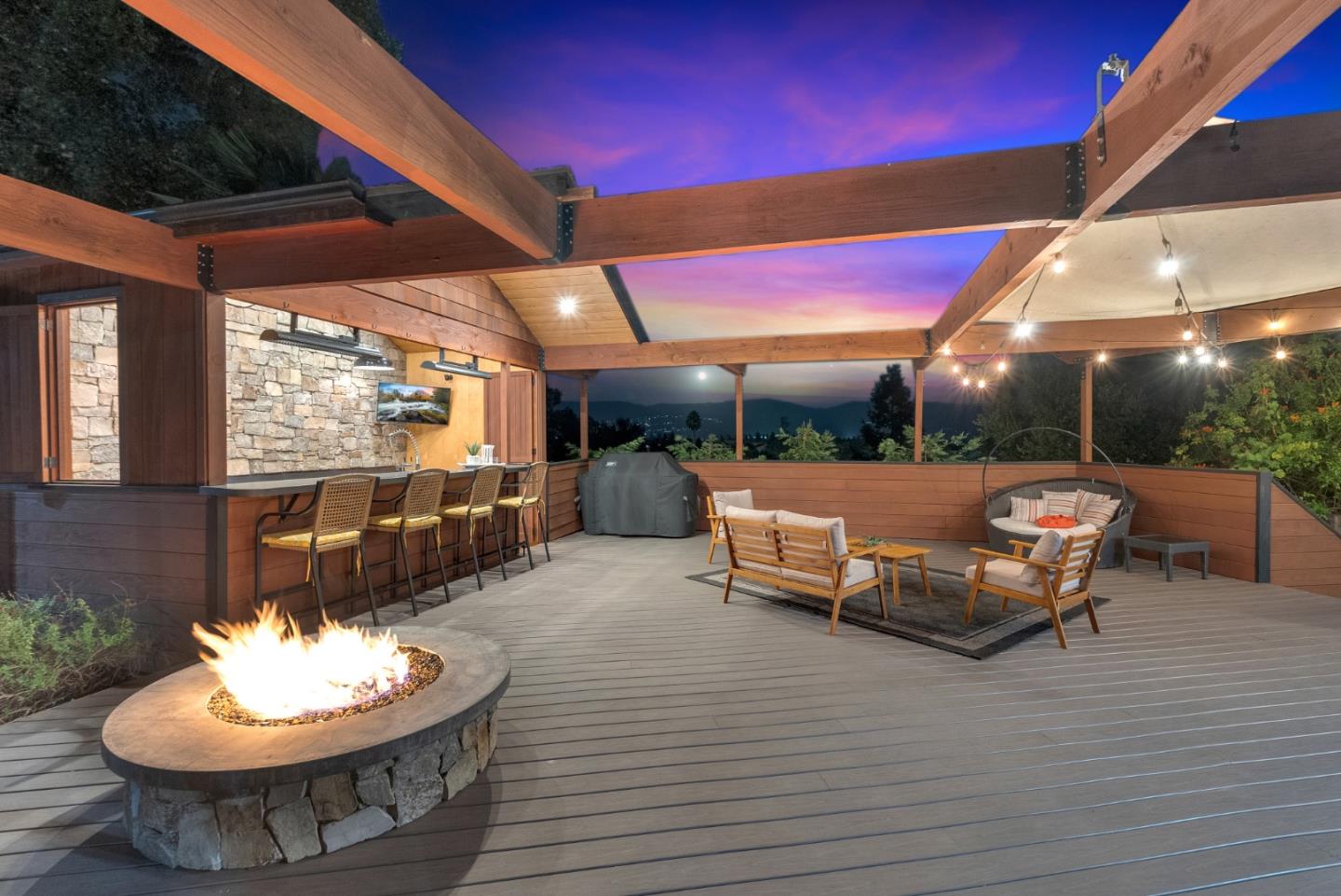 Detail Gallery Image 50 of 56 For 85 W 5th St, Morgan Hill,  CA 95037 - 4 Beds | 4 Baths