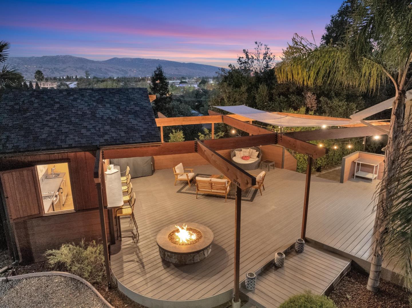 Detail Gallery Image 51 of 56 For 85 W 5th St, Morgan Hill,  CA 95037 - 4 Beds | 4 Baths