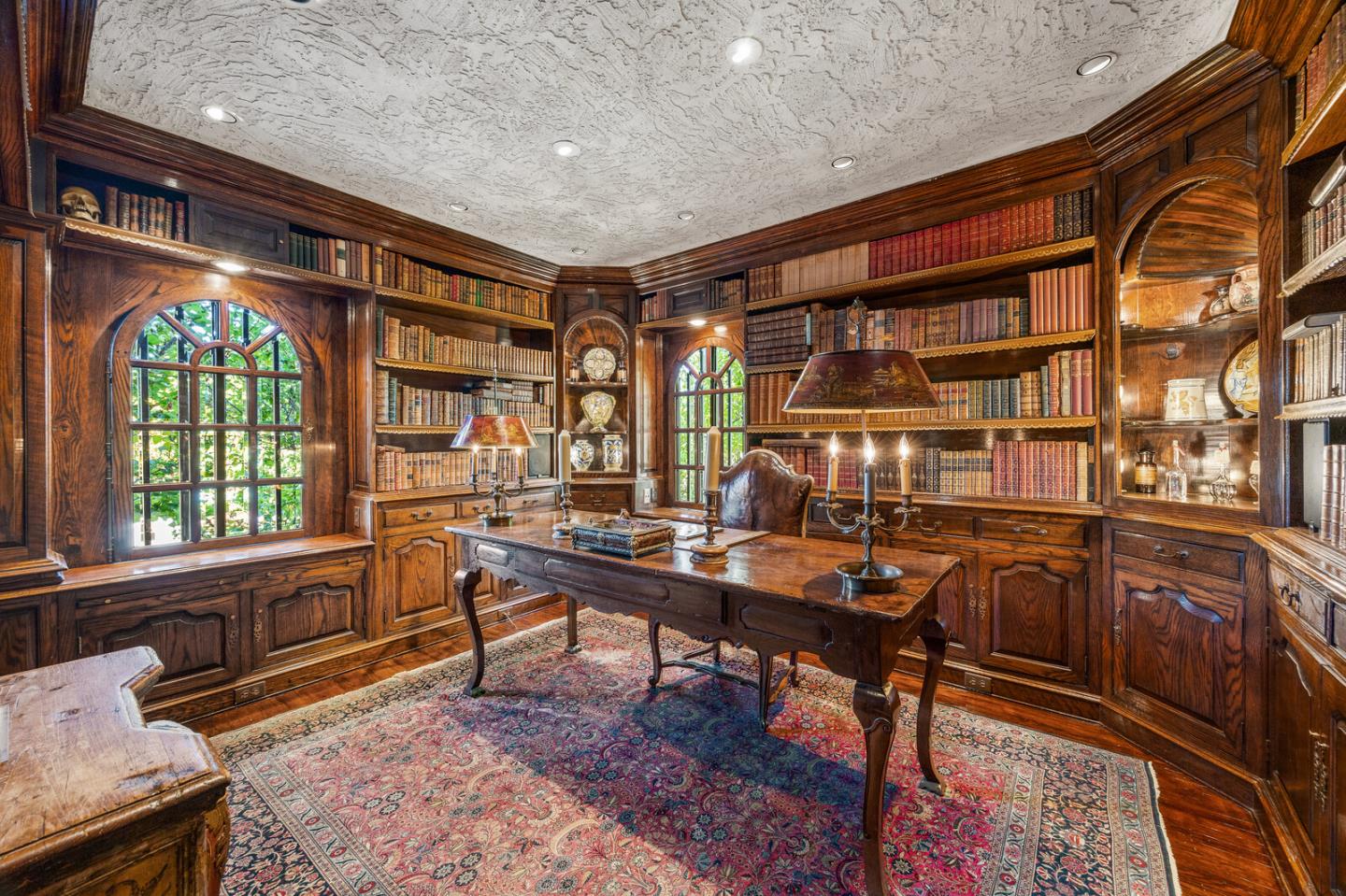 Detail Gallery Image 12 of 43 For 1300 Paloma Ave, Burlingame,  CA 94010 - 3 Beds | 2/1 Baths