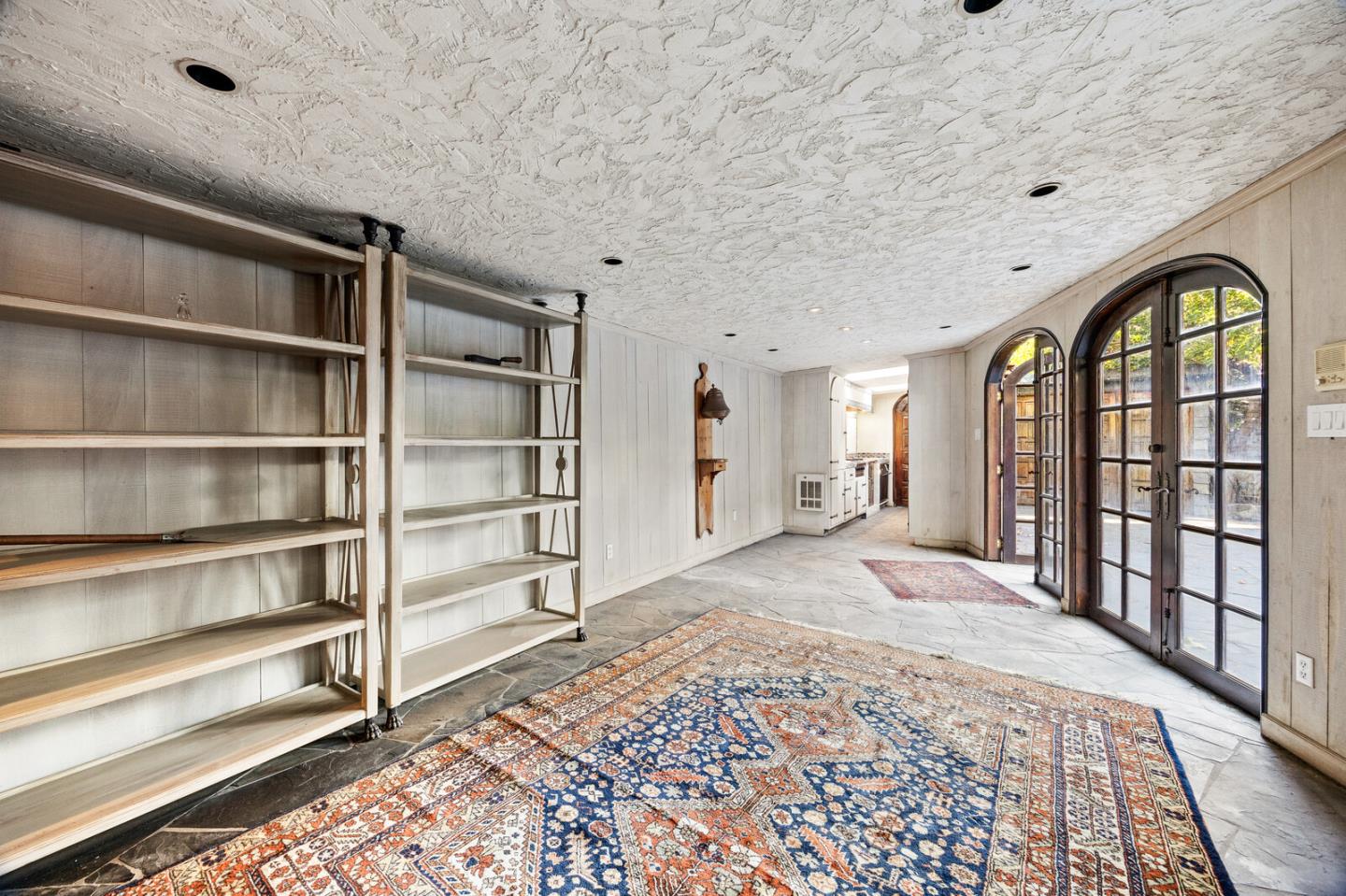 Detail Gallery Image 30 of 43 For 1300 Paloma Ave, Burlingame,  CA 94010 - 3 Beds | 2/1 Baths