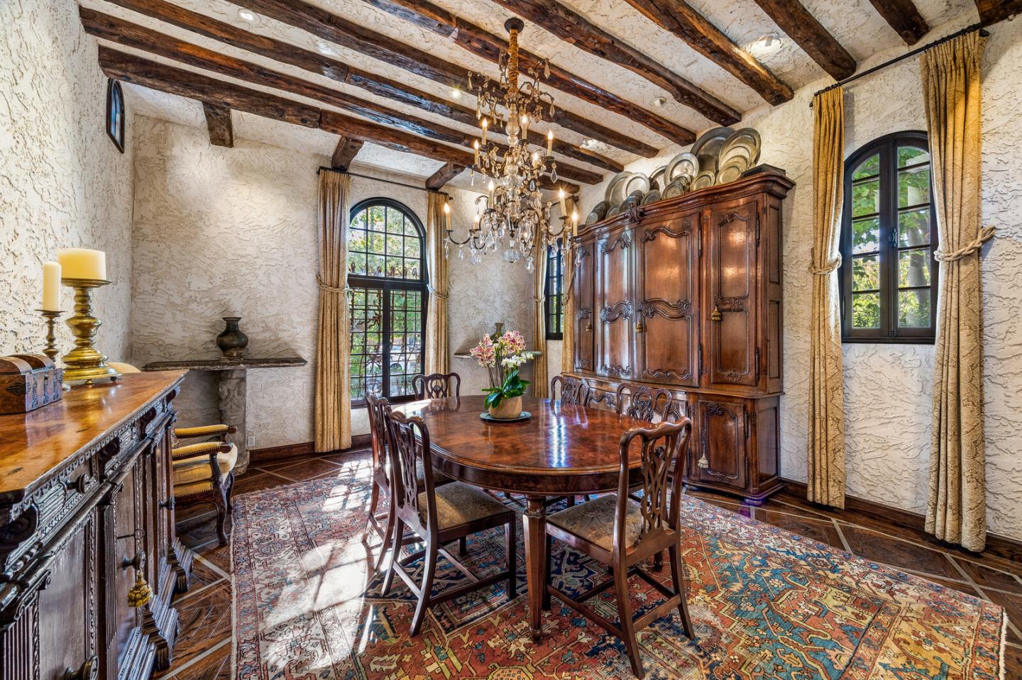 Detail Gallery Image 5 of 43 For 1300 Paloma Ave, Burlingame,  CA 94010 - 3 Beds | 2/1 Baths