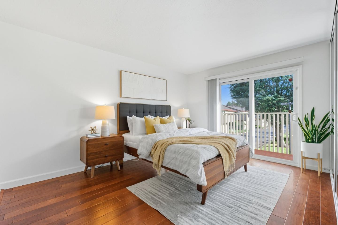 Detail Gallery Image 11 of 26 For 1375 Pinehurst Sq, San Jose,  CA 95117 - 2 Beds | 2 Baths