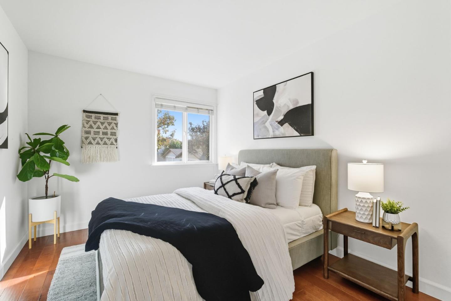 Detail Gallery Image 15 of 26 For 1375 Pinehurst Sq, San Jose,  CA 95117 - 2 Beds | 2 Baths