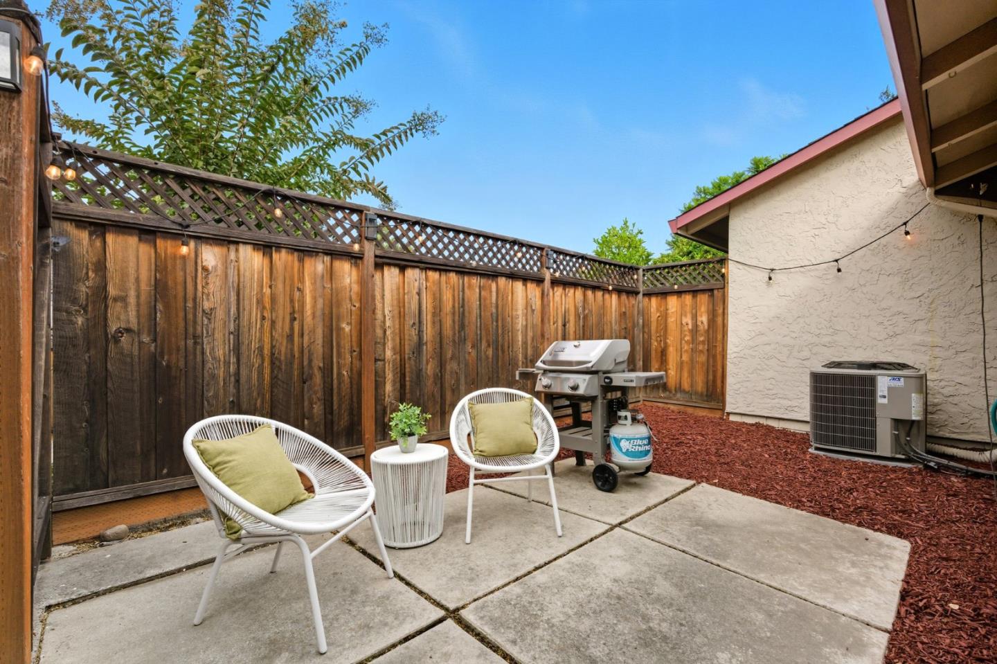 Detail Gallery Image 19 of 26 For 1375 Pinehurst Sq, San Jose,  CA 95117 - 2 Beds | 2 Baths