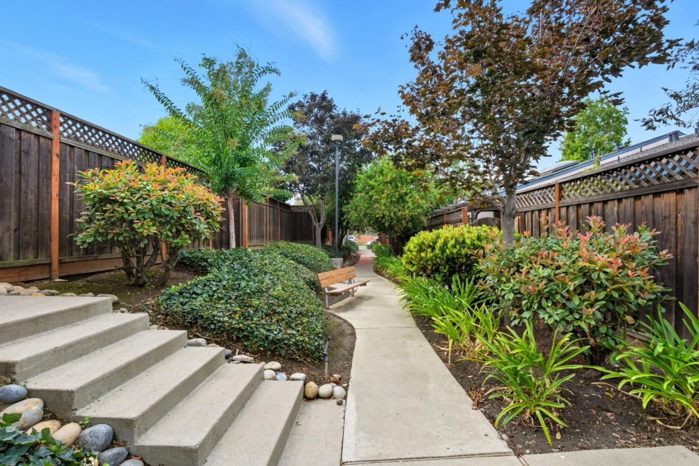 Detail Gallery Image 21 of 26 For 1375 Pinehurst Sq, San Jose,  CA 95117 - 2 Beds | 2 Baths