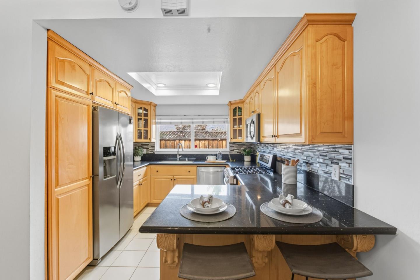 Detail Gallery Image 9 of 26 For 1375 Pinehurst Sq, San Jose,  CA 95117 - 2 Beds | 2 Baths