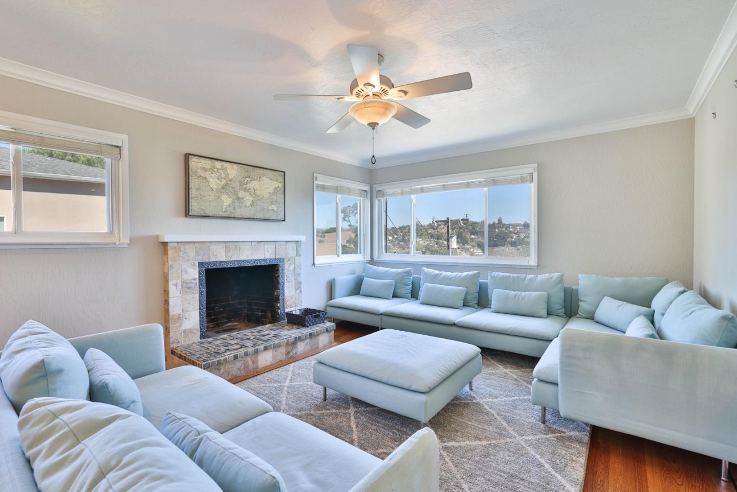 Detail Gallery Image 12 of 45 For 3123 Huntington Ct, Castro Valley,  CA 94546 - 3 Beds | 2 Baths