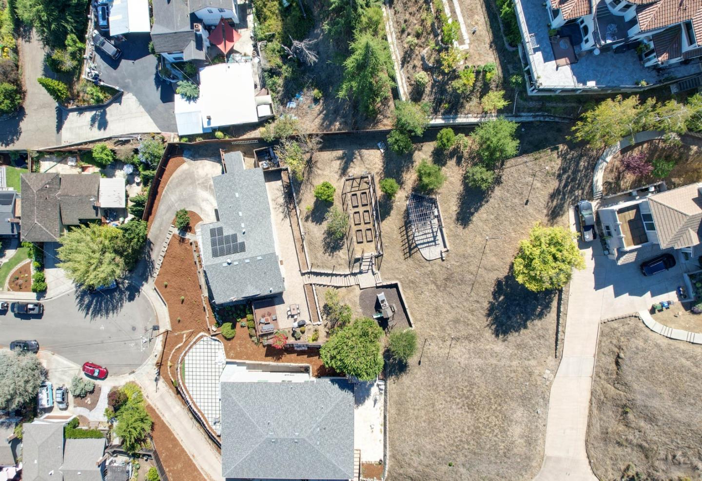 Detail Gallery Image 42 of 45 For 3123 Huntington Ct, Castro Valley,  CA 94546 - 3 Beds | 2 Baths