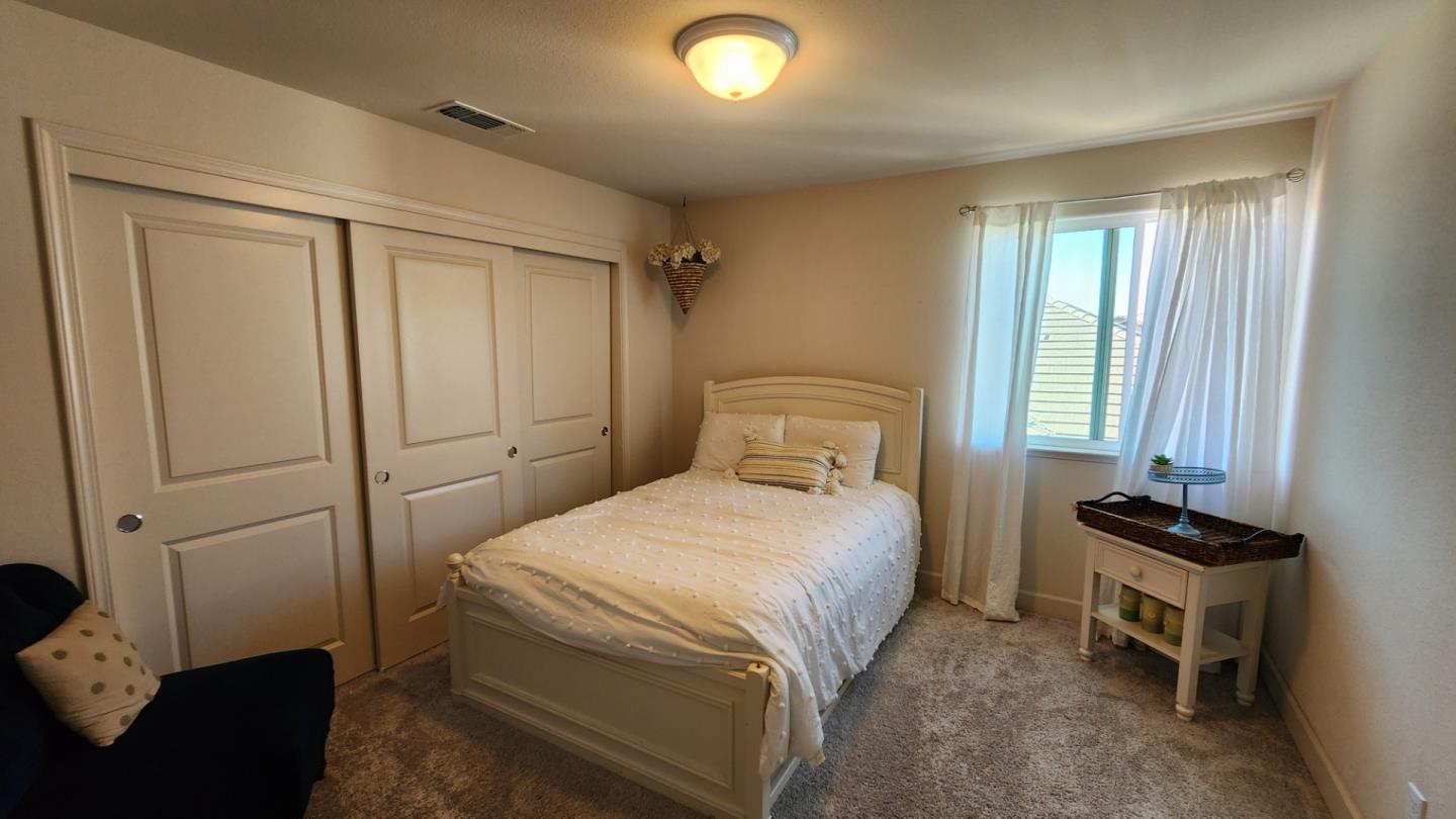 Detail Gallery Image 15 of 28 For 1280 Palermo Dr, Salinas,  CA 93905 - 4 Beds | 2/1 Baths