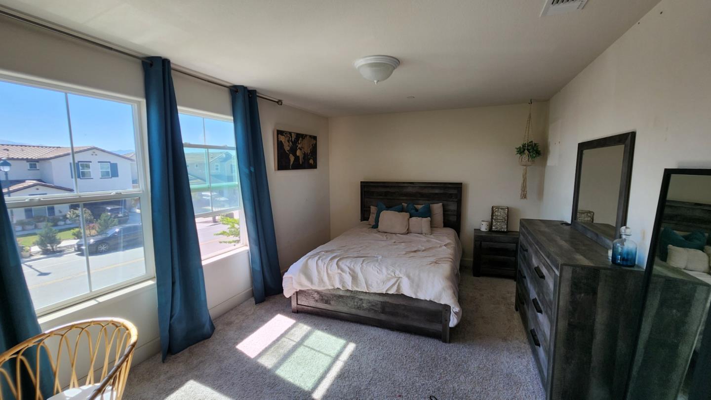 Detail Gallery Image 18 of 28 For 1280 Palermo Dr, Salinas,  CA 93905 - 4 Beds | 2/1 Baths