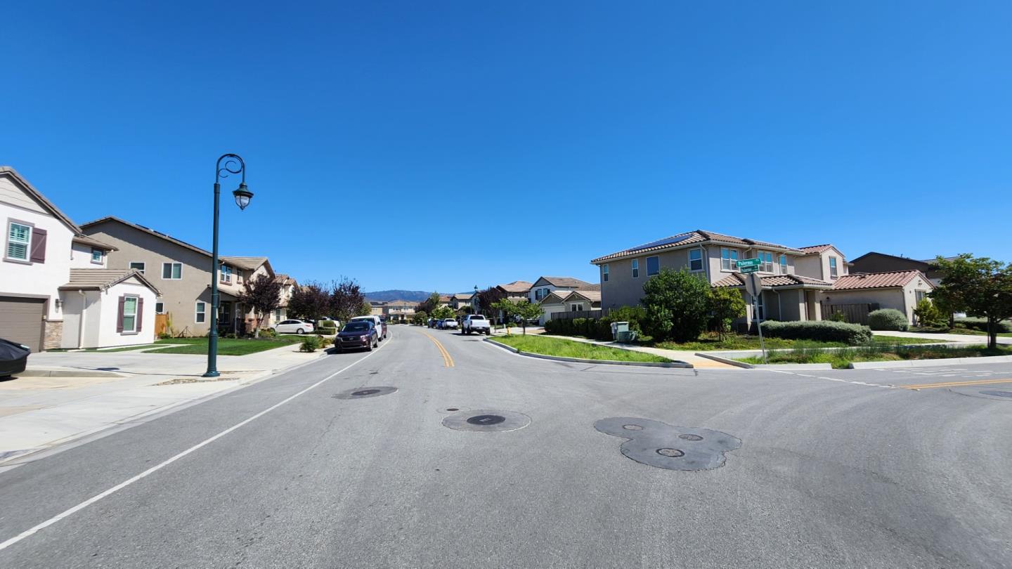 Detail Gallery Image 27 of 28 For 1280 Palermo Dr, Salinas,  CA 93905 - 4 Beds | 2/1 Baths