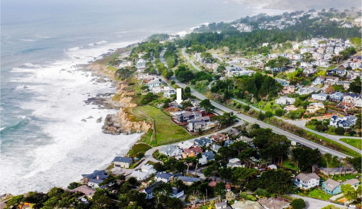 Detail Gallery Image 2 of 5 For 2180 Vallemar, Moss Beach,  CA 94038 - 5 Beds | 5/1 Baths