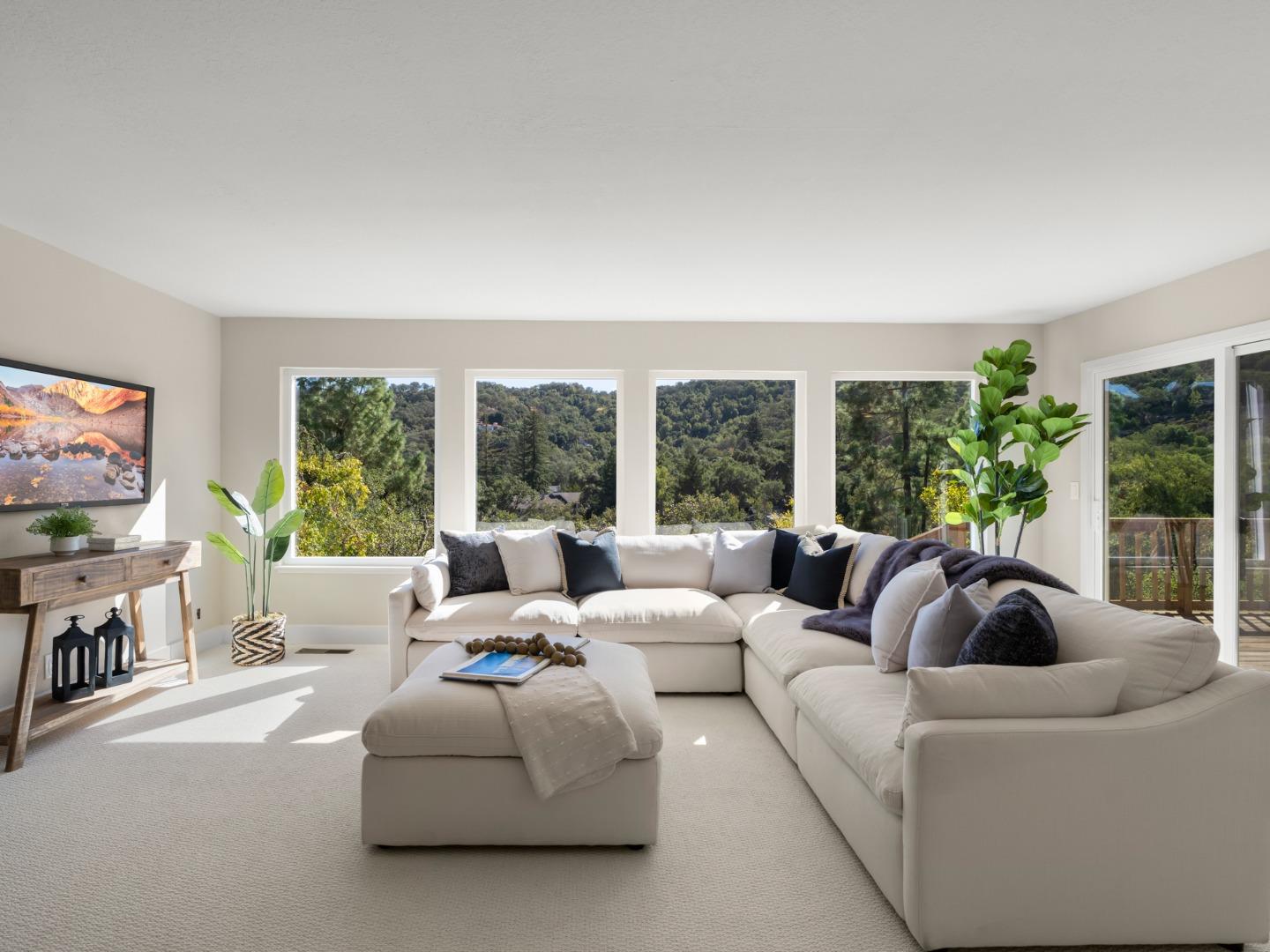 Detail Gallery Image 13 of 50 For 6746 Lookout Bnd, San Jose,  CA 95120 - 4 Beds | 2/1 Baths