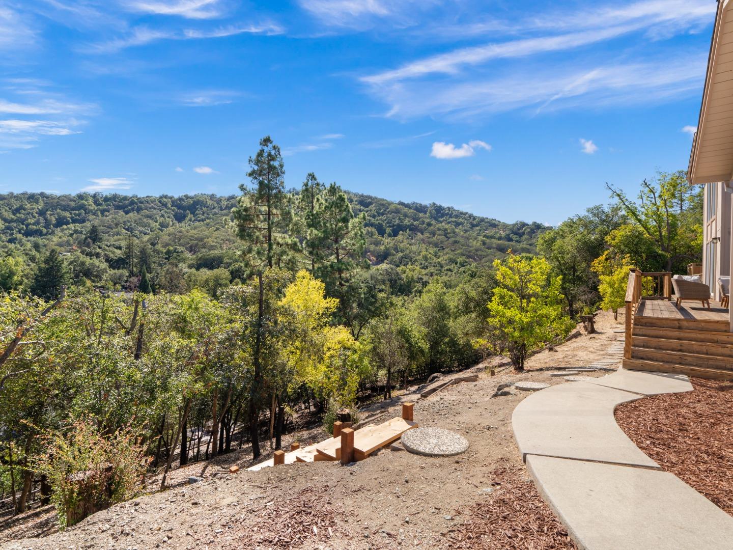 Detail Gallery Image 27 of 50 For 6746 Lookout Bnd, San Jose,  CA 95120 - 4 Beds | 2/1 Baths