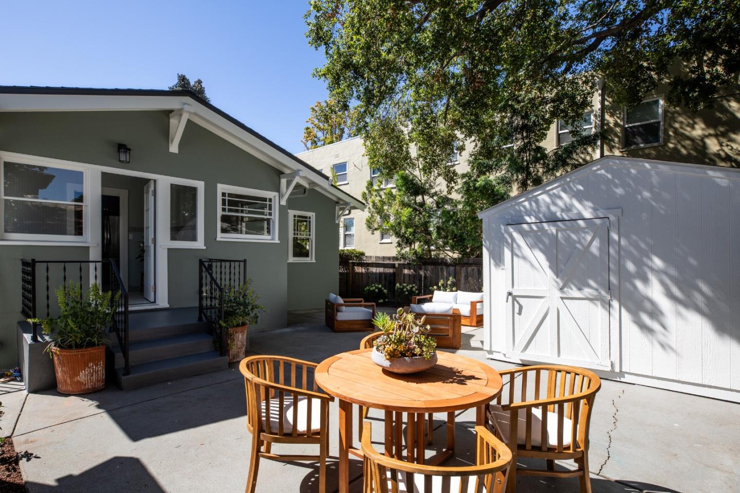 Detail Gallery Image 26 of 32 For 759 Cowper St, Palo Alto,  CA 94301 - 2 Beds | 1 Baths