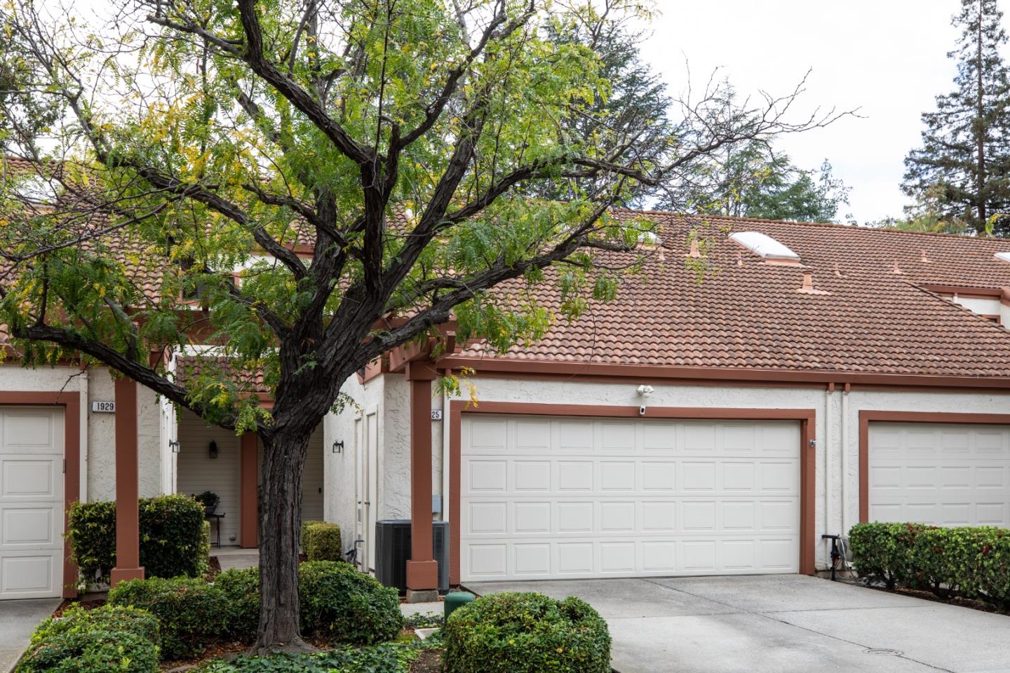 Detail Gallery Image 14 of 30 For 1925 Winding Creek Ct, San Jose,  CA 95148 - 2 Beds | 2/1 Baths