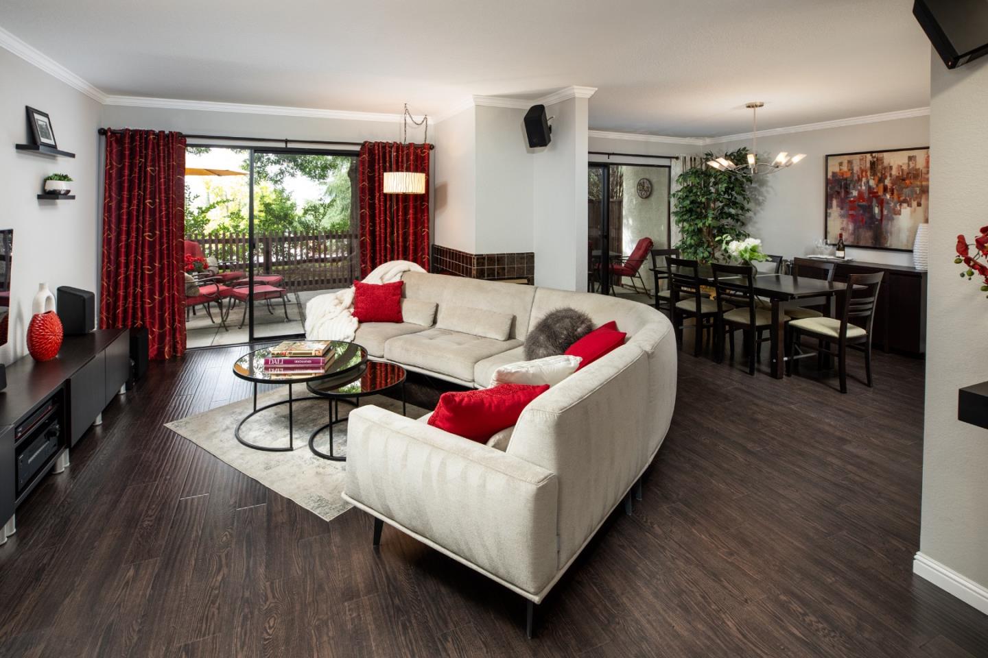 Detail Gallery Image 2 of 30 For 1925 Winding Creek Ct, San Jose,  CA 95148 - 2 Beds | 2/1 Baths