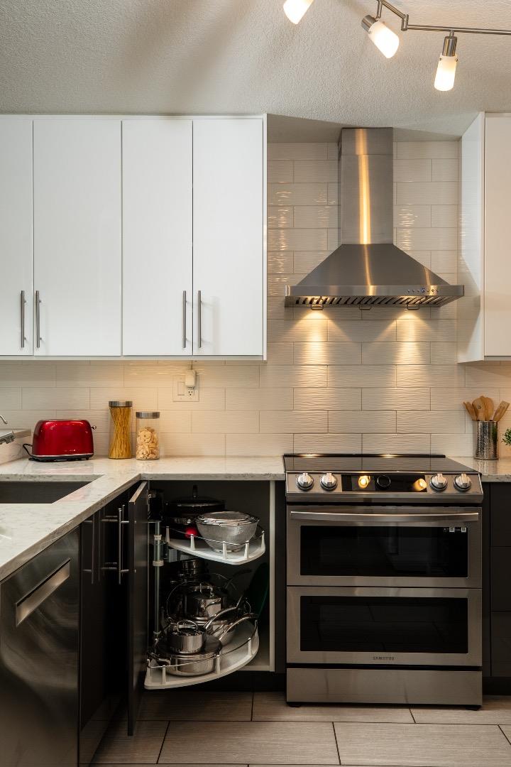 Detail Gallery Image 20 of 30 For 1925 Winding Creek Ct, San Jose,  CA 95148 - 2 Beds | 2/1 Baths