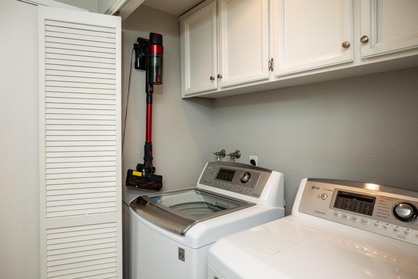 Detail Gallery Image 22 of 30 For 1925 Winding Creek Ct, San Jose,  CA 95148 - 2 Beds | 2/1 Baths