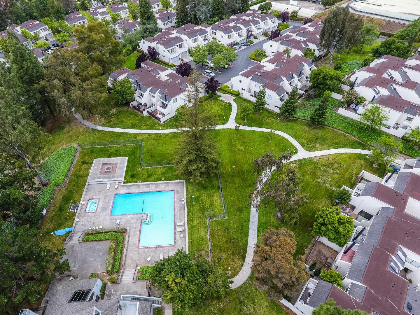 Detail Gallery Image 29 of 30 For 1925 Winding Creek Ct, San Jose,  CA 95148 - 2 Beds | 2/1 Baths