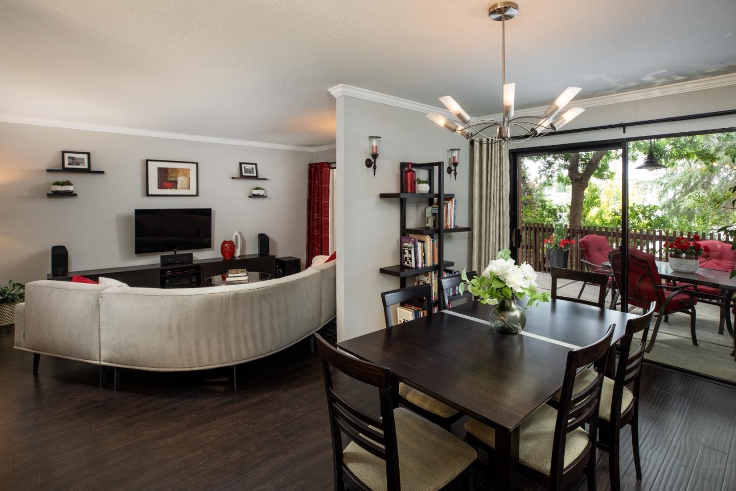 Detail Gallery Image 6 of 30 For 1925 Winding Creek Ct, San Jose,  CA 95148 - 2 Beds | 2/1 Baths