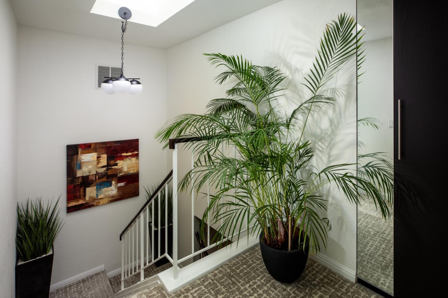 Detail Gallery Image 7 of 30 For 1925 Winding Creek Ct, San Jose,  CA 95148 - 2 Beds | 2/1 Baths
