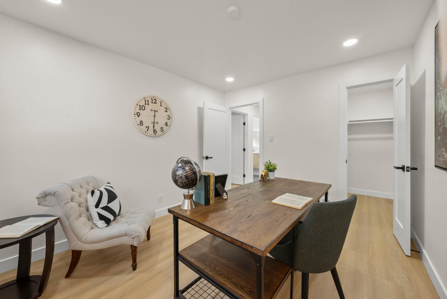 Detail Gallery Image 31 of 56 For 1276 Laurel Hill Dr, San Mateo,  CA 94402 - 3 Beds | 2 Baths