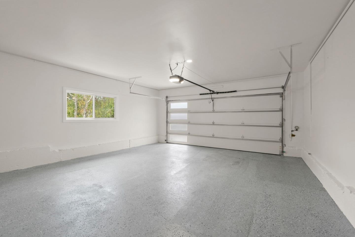 Detail Gallery Image 34 of 56 For 1276 Laurel Hill Dr, San Mateo,  CA 94402 - 3 Beds | 2 Baths