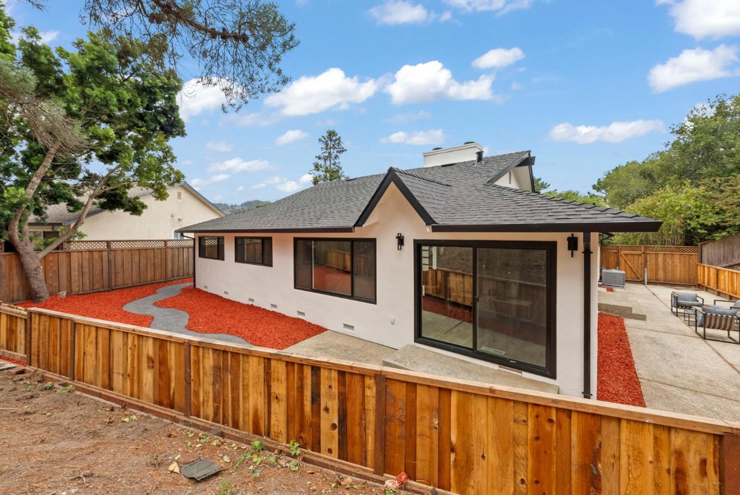 Detail Gallery Image 43 of 56 For 1276 Laurel Hill Dr, San Mateo,  CA 94402 - 3 Beds | 2 Baths