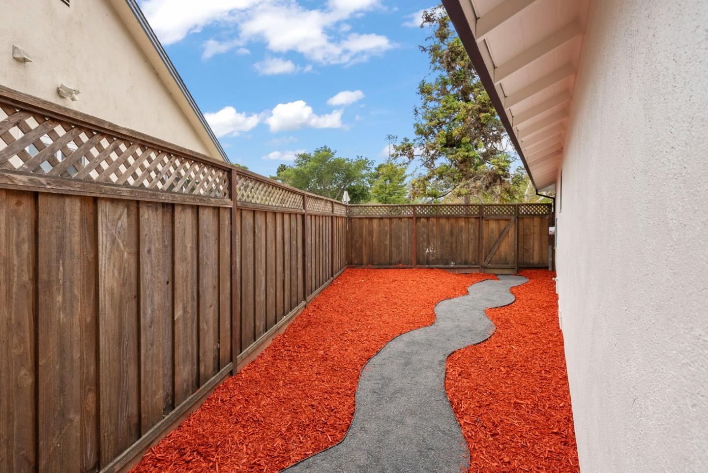 Detail Gallery Image 45 of 56 For 1276 Laurel Hill Dr, San Mateo,  CA 94402 - 3 Beds | 2 Baths