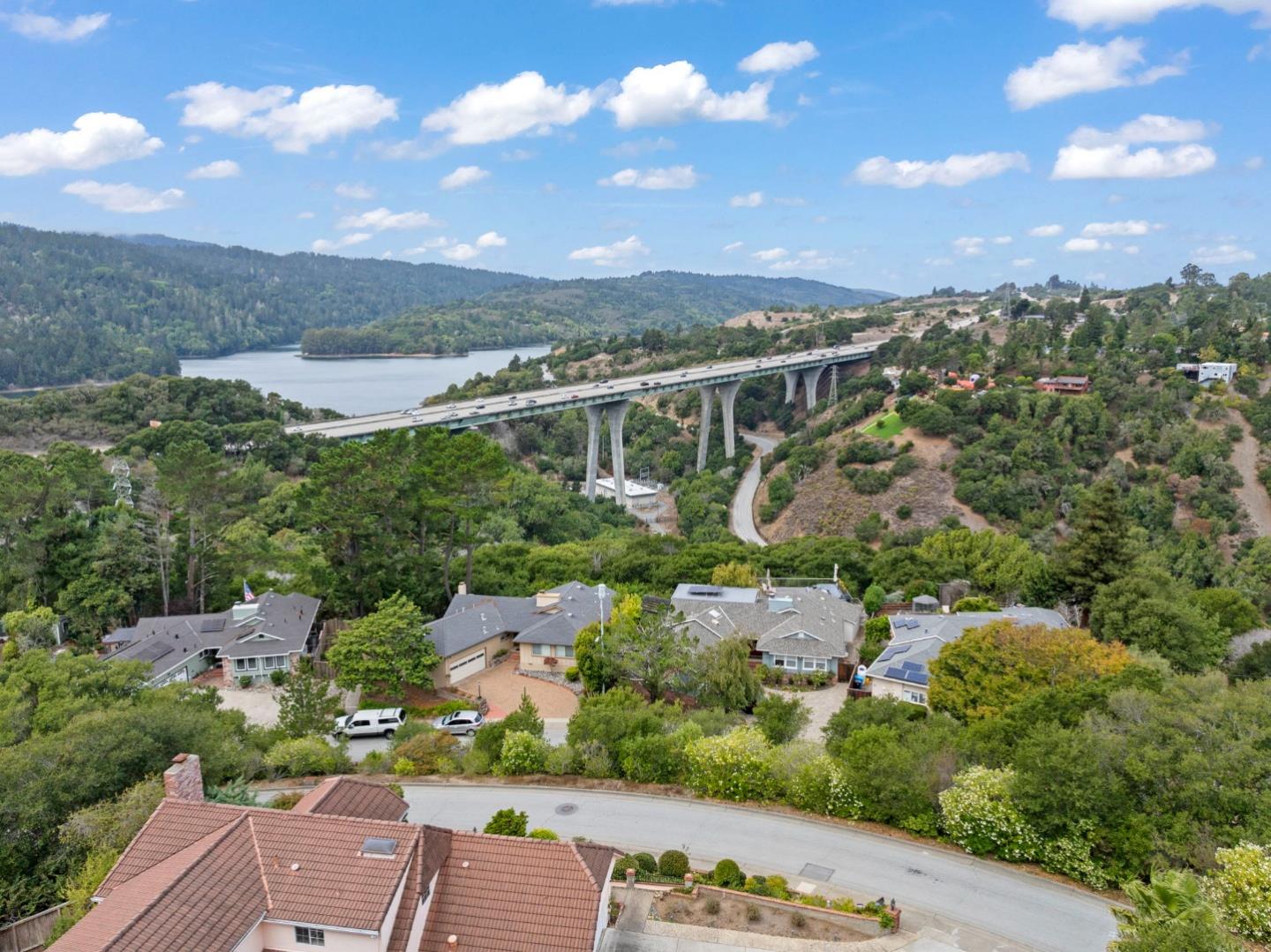 Detail Gallery Image 55 of 56 For 1276 Laurel Hill Dr, San Mateo,  CA 94402 - 3 Beds | 2 Baths