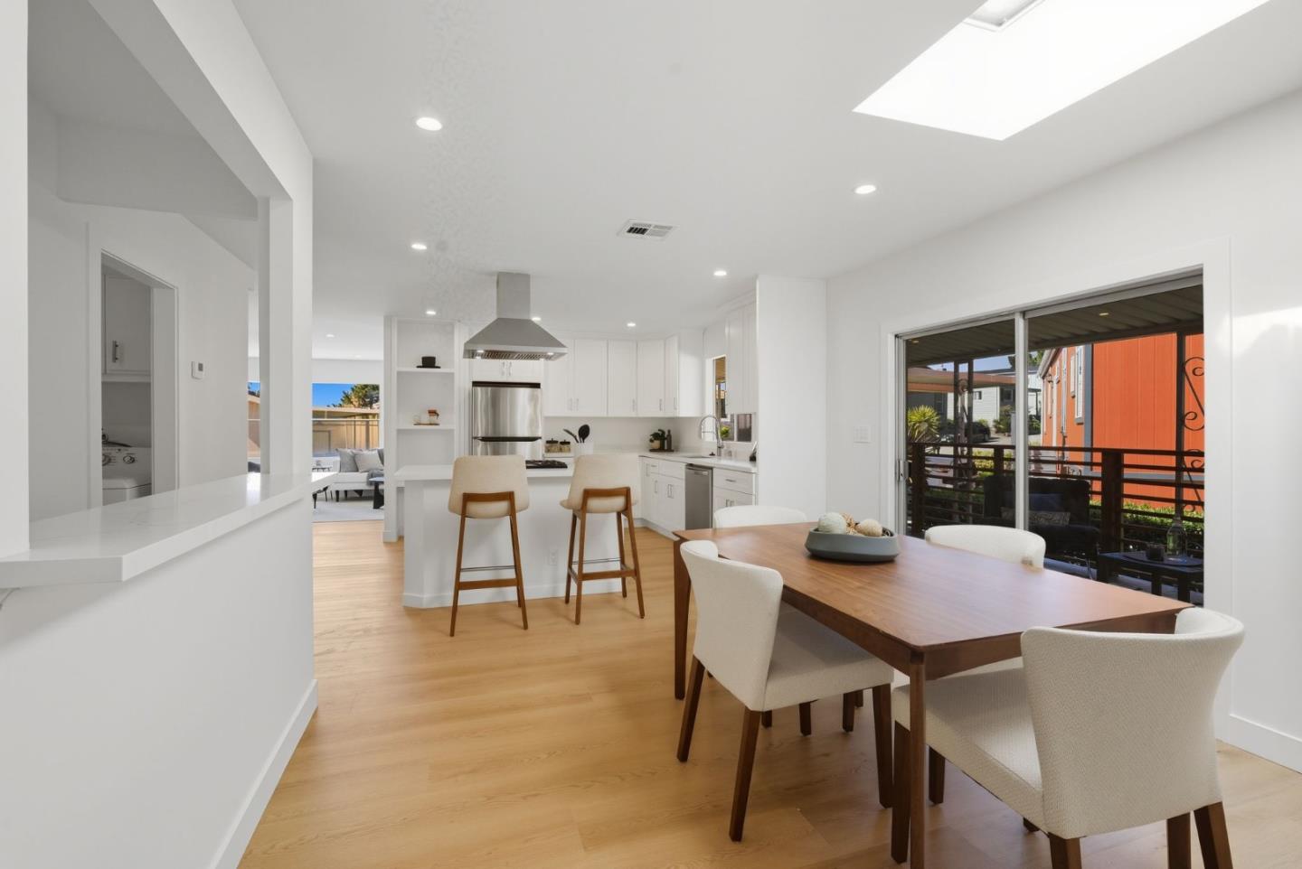 Detail Gallery Image 10 of 35 For 106 Lighthouse Ln, Daly City,  CA 94014 - 2 Beds | 2 Baths