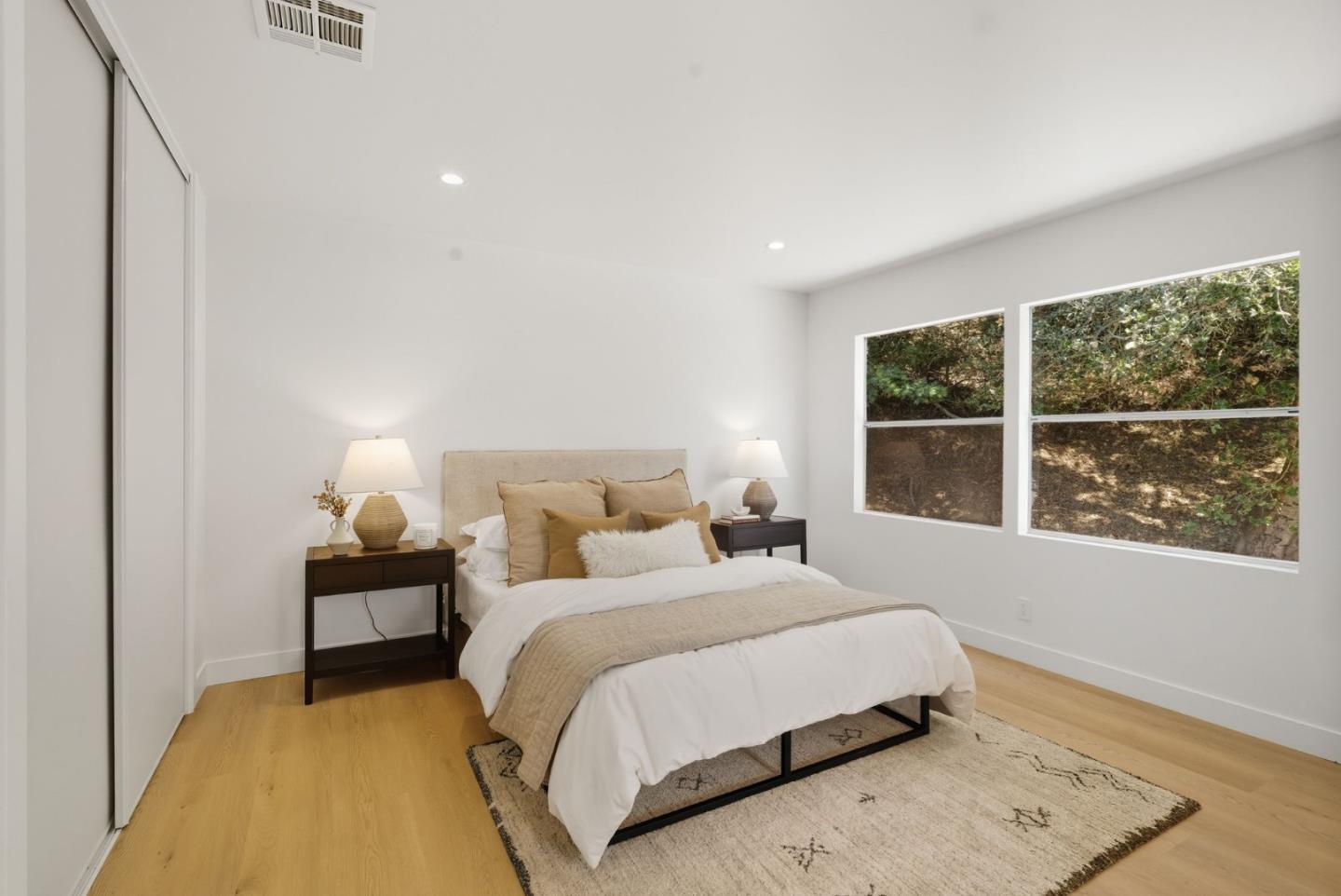 Detail Gallery Image 14 of 35 For 106 Lighthouse Ln, Daly City,  CA 94014 - 2 Beds | 2 Baths